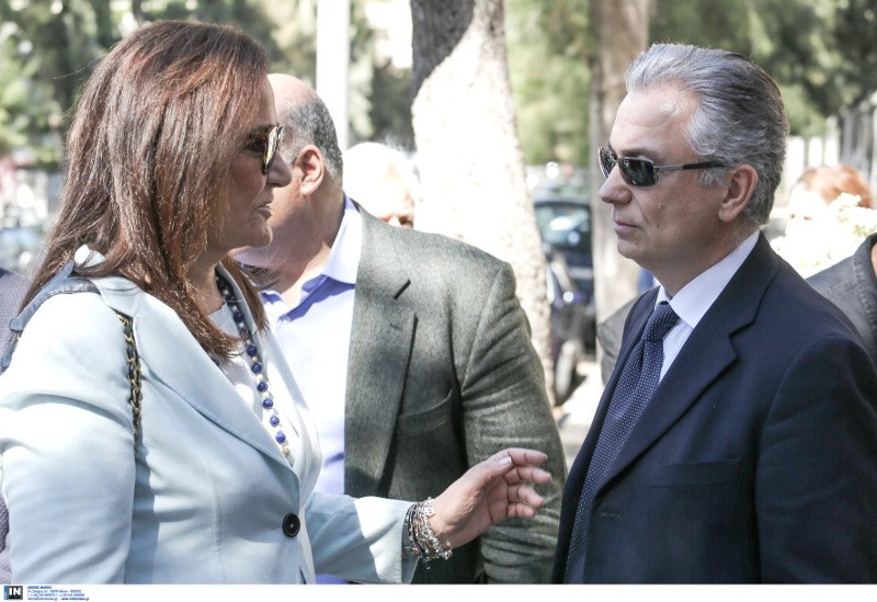 Kαραμανλής – Παυλόπουλος στο μνημόσυνο του Γιάννη Αγγέλου [εικόνες] | iefimerida.gr 5