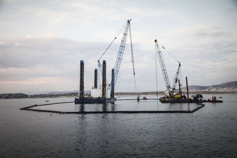 «Κόλλησε» η ανέλκυση του «Αγία Ζώνη ΙΙ» -Παρών ο Κουρουμπλής [εικόνες] | iefimerida.gr 3