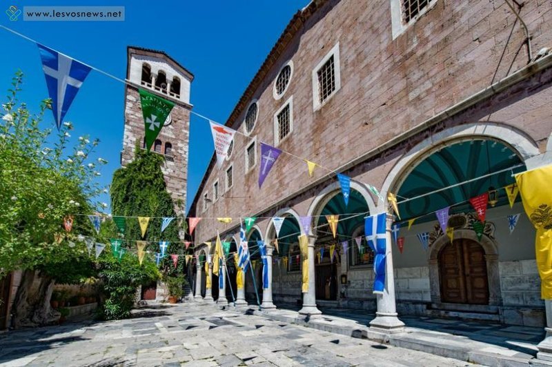 Δεκαπενταύγουστος: Ταξίδι στα τέσσερα μεγαλύτερα προσκυνήματα της Μεγαλόχαρης [εικόνες] | iefimerida.gr 6