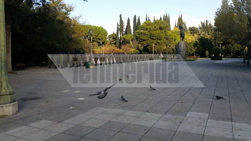 «Παρουσιάστε, αρμ!», έρχεται ο Ερντογάν -Οι πρόβες υποδοχής από τους Ελληνες στρατιώτες [εικόνες] | iefimerida.gr 1