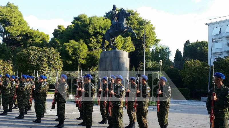 «Παρουσιάστε, αρμ!», έρχεται ο Ερντογάν -Οι πρόβες υποδοχής από τους Ελληνες στρατιώτες [εικόνες] | iefimerida.gr 3