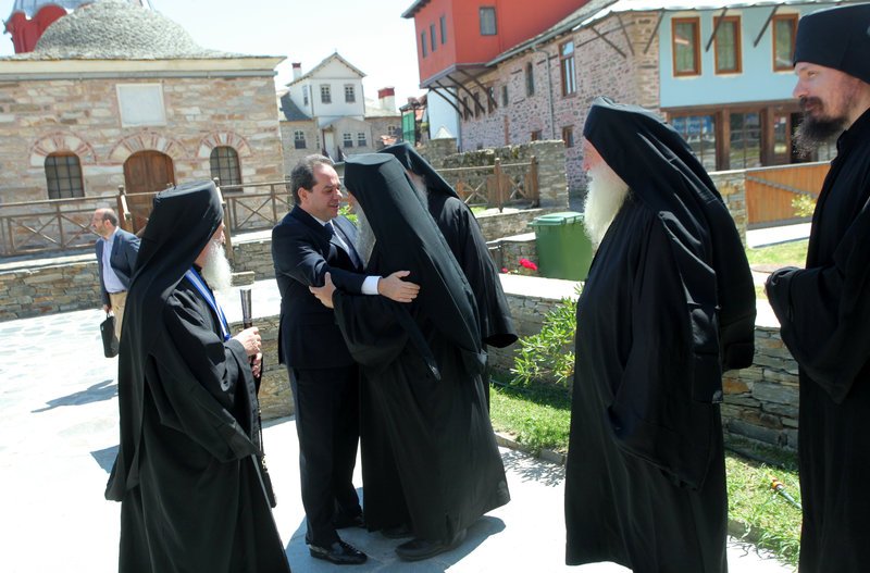 Νέος πολιτικός διοικητής του Αγίου Ορους ο Κώστας Δήμτσας [εικόνες] | iefimerida.gr 1