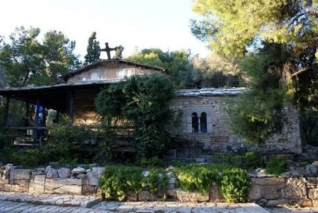 Οι 8 πιο γραφικές εκκλησίες για Επιτάφιο στην Αθήνα [εικόνες] | iefimerida.gr 1