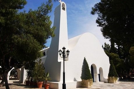 Οι 8 πιο γραφικές εκκλησίες για Επιτάφιο στην Αθήνα [εικόνες] | iefimerida.gr 6