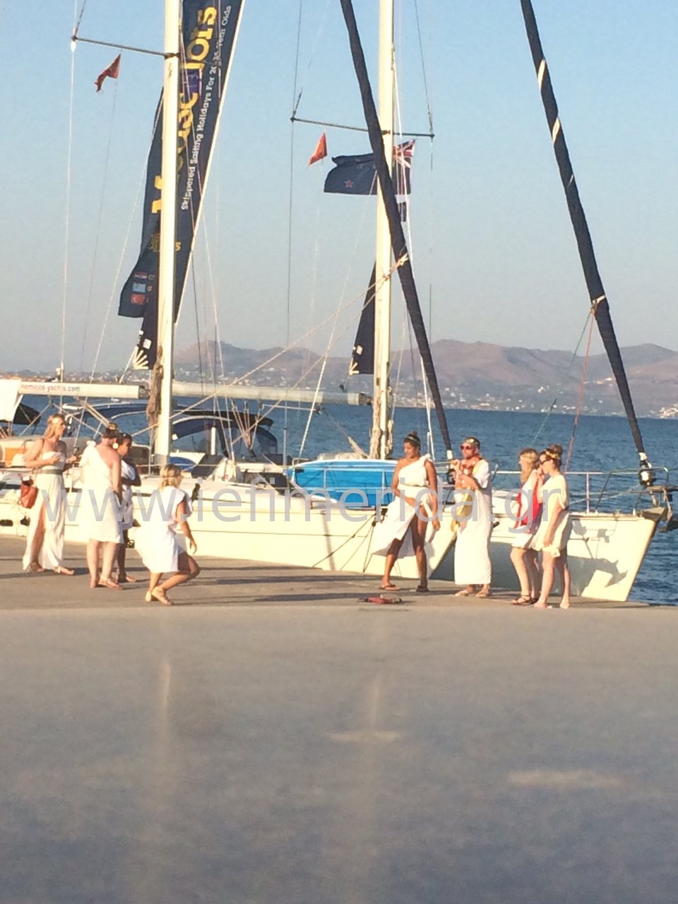 Το λιμάνι του Αγκιστρίου γέμισε με αρχαίους Ελληνες -Η νέα τρέλα των τουριστών [εικόνες] | iefimerida.gr 0