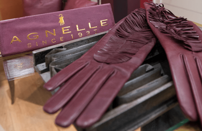 Τα γάντια της Μελάνια Τραμπ έγιναν στη Γαλλία -Τα «άκουσε» η επιχείρηση [εικόνες] | iefimerida.gr 2