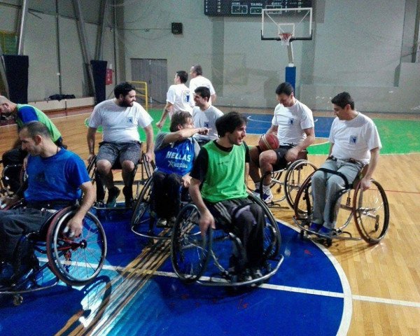 Η ΝΔ έπαιξε φιλικό αγώνα μπάσκετ με αμαξίδιο με τον ΑΤΛΑ [εικόνες] | iefimerida.gr 6