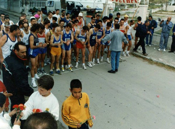 Ρόδος: 84χρονος μαραθωνοδρόμος μιλά για τις διακρίσεις του στον αθλητισμό και τον έρωτα [εικόνες] | iefimerida.gr 1