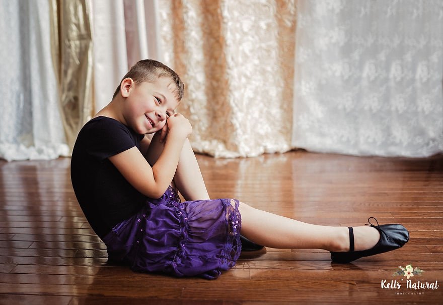 «Στον 5χρονο γιο μου αρέσει να φοράει φουστάνια» -Μητέρα εξηγεί γιατί αυτό την κάνει πετυχημένη γονιό [εικόνες] | iefimerida.gr 6