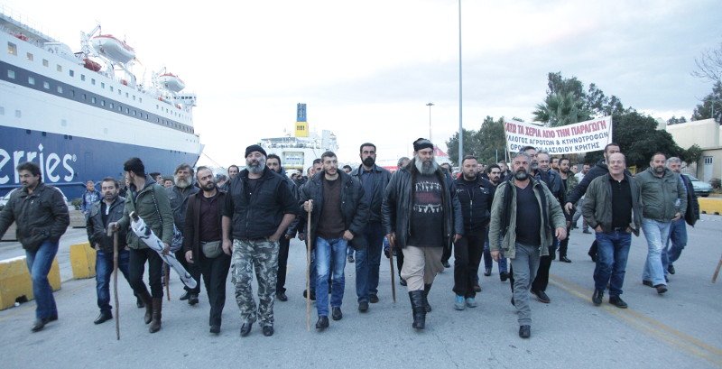 Κατά χιλιάδες οι αγρότες συνεχίζουν να έρχονται από όλη την Ελλάδα [εικόνες] | iefimerida.gr 0