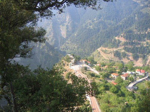 Bασιλική Φεγγούλη, η νεότερη δήμαρχος της Ευρώπης βασιλεύει στα ...Αγραφα Ευρυτανίας [εικόνες] | iefimerida.gr 7