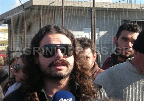 Αγρια συμπλοκή ρομά με κατοίκους του Αιτωλικού-Επί τόπου σε χρόνο ρεκόρ και ο Μπαρμπαρούσης | iefimerida.gr 4