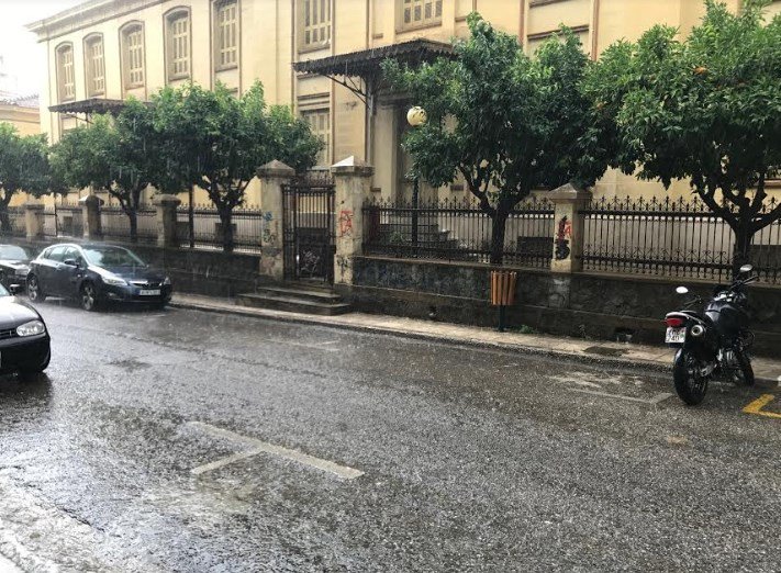 Καλοκαιρινό μπουρίνι στο Αγρίνιο [εικόνες & βίντεο] | iefimerida.gr 2