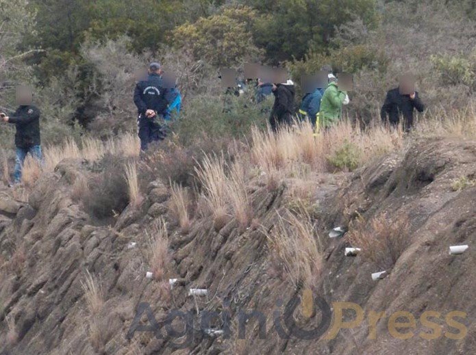 Συναγερμός στο Αγρίνιο με εξαφάνιση 35χρονης -Εντοπίστηκαν συντρίμμια του ΙΧ της σε λίμνη [εικόνες]  | iefimerida.gr 1