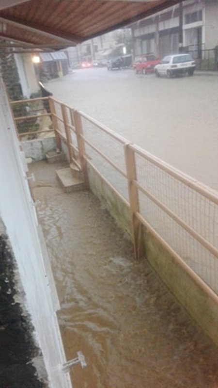 Δήμαρχος Αγρινίου: Δεν έχουμε ξαναζήσει κάτι ανάλογο -Υποδομές θαμμένες κάτω από τη λάσπη [εικόνες & βίντεο] | iefimerida.gr 0