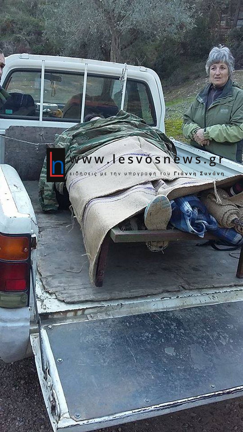 Μυτιλήνη: Μετέφεραν σε καρότσα αγροτικού γυναίκα που έσπασε το πόδι της [εικόνες] | iefimerida.gr 1