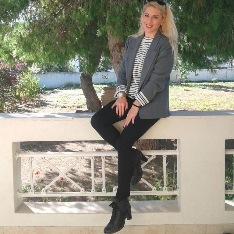 Η ξανθιά αγρότισσα της Κορίνθου που θέλει να συναντήσει τον Τσίπρα [εικόνες] | iefimerida.gr 2