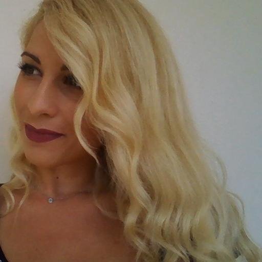 Η ξανθιά αγρότισσα της Κορίνθου που θέλει να συναντήσει τον Τσίπρα [εικόνες] | iefimerida.gr 7