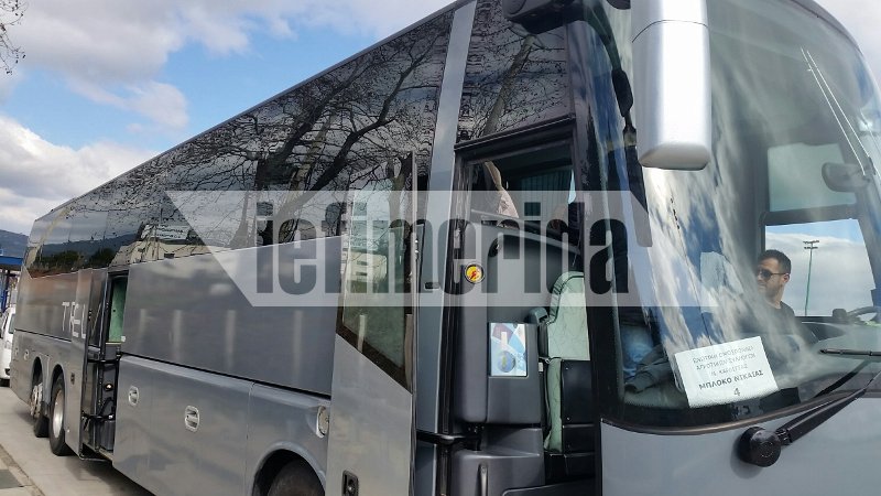 Πάνω από 5.000 αγρότες μπροστά από τη Βουλή -Ολοκληρώθηκε η πορεία [εικόνες] | iefimerida.gr 4