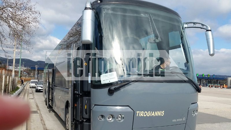 Πάνω από 5.000 αγρότες μπροστά από τη Βουλή -Ολοκληρώθηκε η πορεία [εικόνες] | iefimerida.gr 5