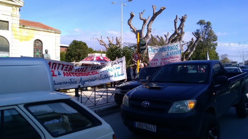 Στους δρόμους οι αγρότες και στα Χανιά [εικόνες] | iefimerida.gr 4