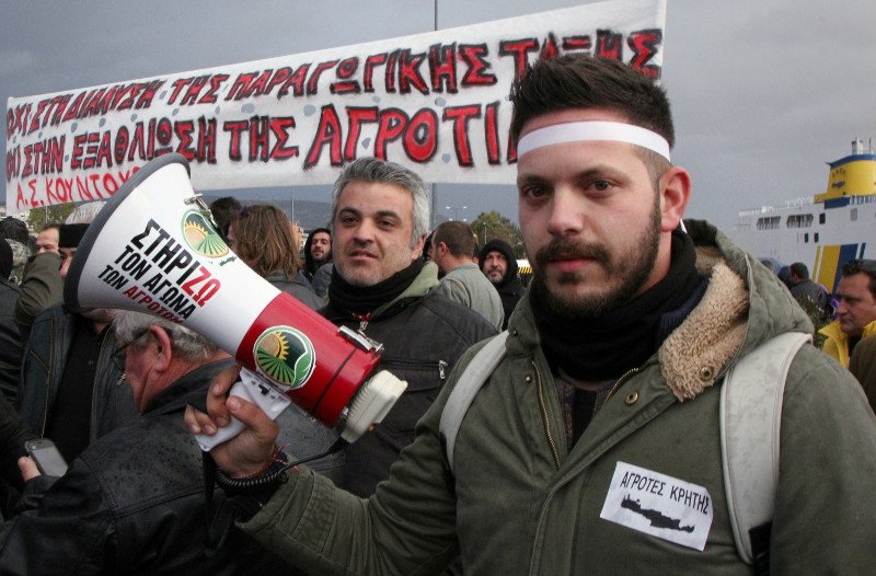 Εφτασαν στην Αθήνα 1.500 αγρότες από την Κρήτη [εικόνες] | iefimerida.gr 1