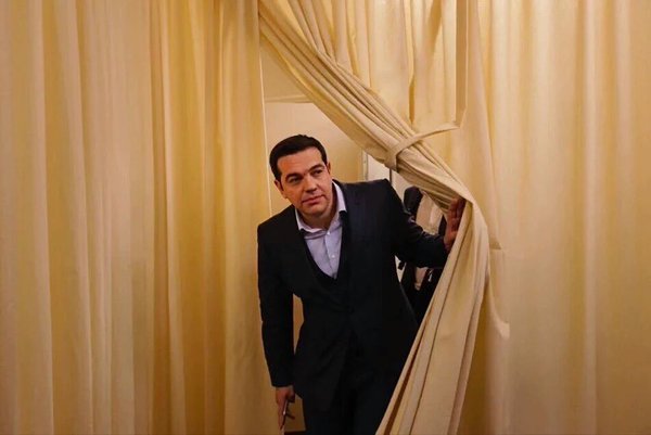 Οι αγρότες «έσπασαν» το twitter -«Εφυγαν ρε, να βγω;» [εικόνες] | iefimerida.gr 0