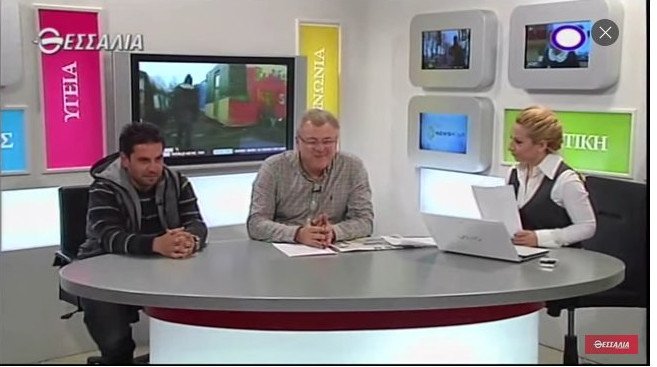 Αγρότες στο Μαξίμου: Οι υπουργοί έφαγαν τα τοστάκια, εμείς ήπιαμε μόνο καφέ! [εικόνες] | iefimerida.gr 0