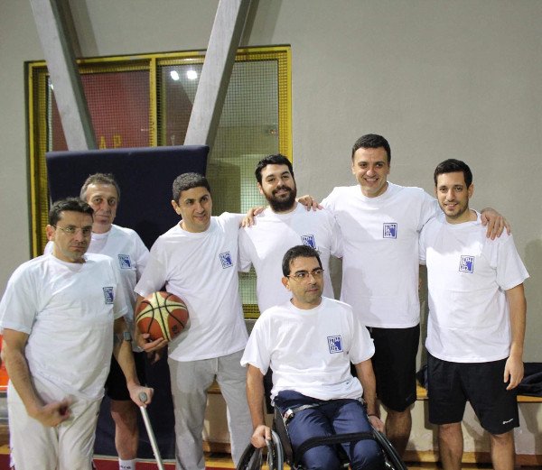 Η ΝΔ έπαιξε φιλικό αγώνα μπάσκετ με αμαξίδιο με τον ΑΤΛΑ [εικόνες] | iefimerida.gr 5