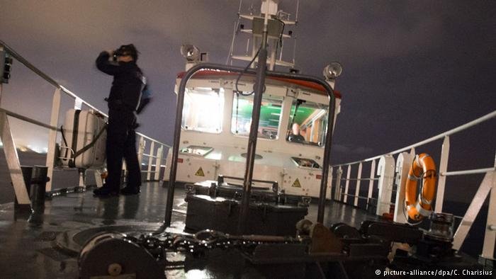 Γερμανοί «ράμπο» στο Αιγαίο κατά διακινητών -Πάνοπλοι, περιπολούν με δύο γερμανικά σκάφη [εικόνες] | iefimerida.gr 0