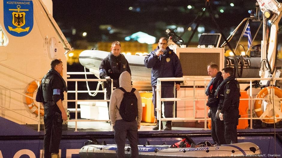 Γερμανοί «ράμπο» στο Αιγαίο κατά διακινητών -Πάνοπλοι, περιπολούν με δύο γερμανικά σκάφη [εικόνες] | iefimerida.gr 1