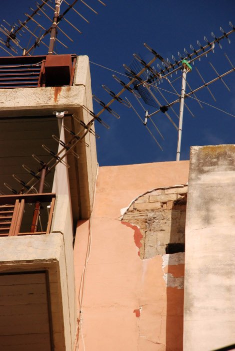 Ζημιές σε 300 κτίρια στο Αίγιο -Κάμερα καταγράφει το χτύπημα του σεισμού και τον πανικό που προκάλεσε [βίντεο] | iefimerida.gr 0