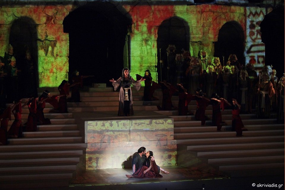 Η θριαμβευτική υποδοχή της Αΐντα σε 5 κλικ από το Ηρώδειο [εικόνες]  | iefimerida.gr 0