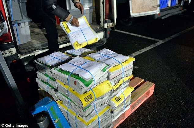 Η Air France αγόρασε 20.000 τεύχη του Charlie Hebdo: Τα μοιράζει στους επιβάτες [εικόνες] | iefimerida.gr 0