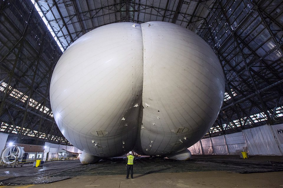 Αυτό είναι το μεγαλύτερο αερόπλοιο στον κόσμο -Βρέθηκε για πρώτη φορά στον αέρα την Παρασκευή [εικόνες]  | iefimerida.gr 1