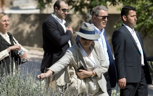 Στην Ακρόπολη ο Τούρκος Αρχηγός των Ενόπλων Δυνάμεων [εικόνες & βίντεο] | iefimerida.gr 0