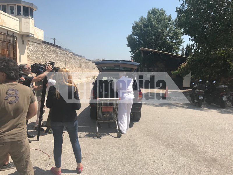 Εκτός φυλακής, καταβεβλημένος, ο Τσοχατζόπουλος: Δεν είμαι στα καλύτερά μου | iefimerida.gr 12