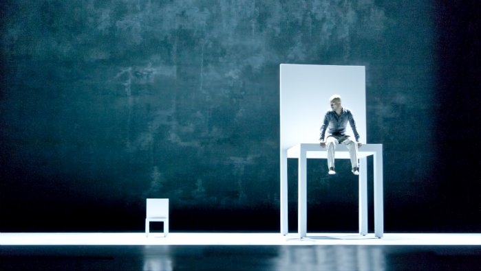 Ο βασιλιάς του χορού στην Αθήνα: Αν ήταν ποδοσφαιριστής θα ήταν ο Ρούνεϊ [βίντεο] | iefimerida.gr 2