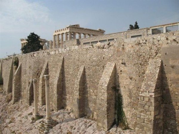 Τα νερά της βροχής απειλούν την Ακρόπολη [εικόνες] | iefimerida.gr 3