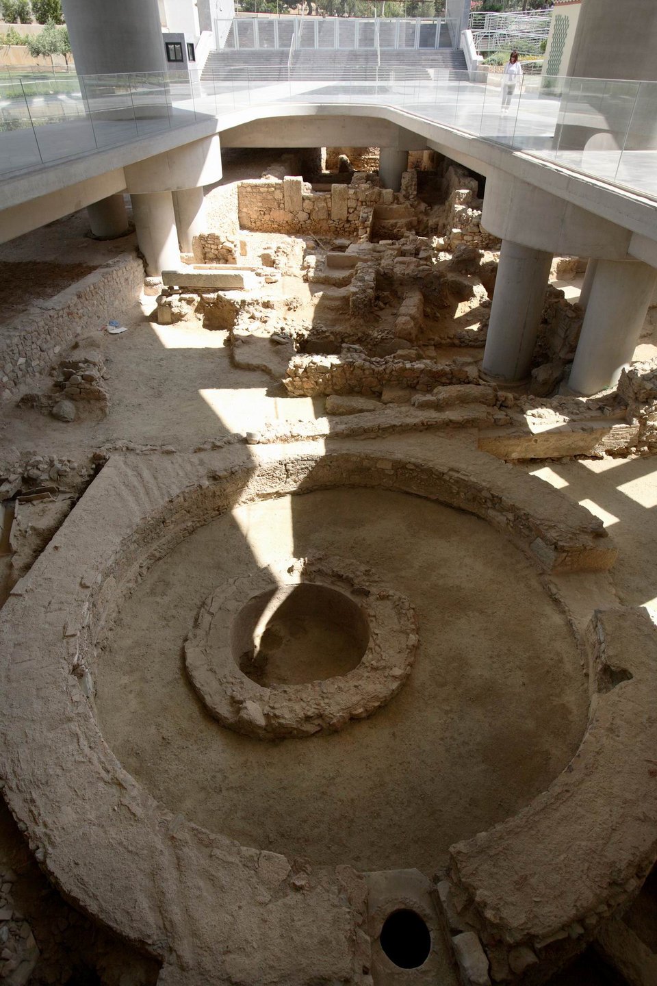 Η αρχαία Αθήνα κάτω από το Μουσείο της Ακρόπολης -Κατεβαίνοντας στο υπόγειο [εικόνες] | iefimerida.gr 3