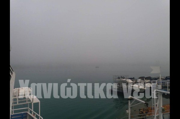 «Χάθηκε» το λιμάνι της Σούδας στα Χανιά λόγω αφρικανικής σκόνης [εικόνες] | iefimerida.gr 0