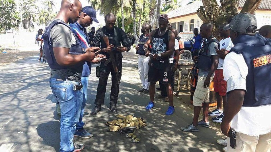 Ακτή Ελεφαντοστού: Επίθεση ενόπλων σε τουριστικό θέρετρο -Τουλάχιστον 12 οι νεκροί [εικόνες & βίντεο] | iefimerida.gr 1