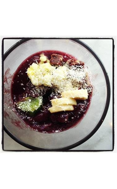 H Zιζέλ, η Λάρα Στόουν και άλλα κορυφαία μοντέλα φωτογραφίζουν το πιάτο με το πρωινό τους [εικόνες] | iefimerida.gr 2