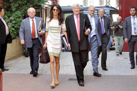 Η Αμάλ Αλαμουντίν τρελαίνει τους Ελληνες με τα Μάρμαρα του Παρθενώνα [εικόνες] | iefimerida.gr 5