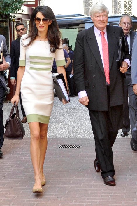 Η Αμάλ Αλαμουντίν τρελαίνει τους Ελληνες με τα Μάρμαρα του Παρθενώνα [εικόνες] | iefimerida.gr 9