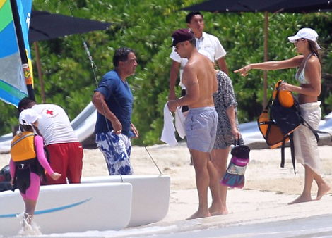 Το θανατηφόρο κορμί της Τζέσικα Αλμπα -Οι βουτιές της στο Κανκούν [εικόνες] | iefimerida.gr 4