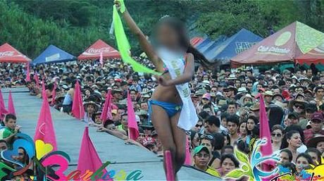 Σάλος στην Κολομβία για τα καλλιστεία «Μις Στρινγκ»: Βάζουν 8χρονα κορίτσια να διαγωνίζονται με τάνγκα [εικόνες & βίντεο] | iefimerida.gr 0