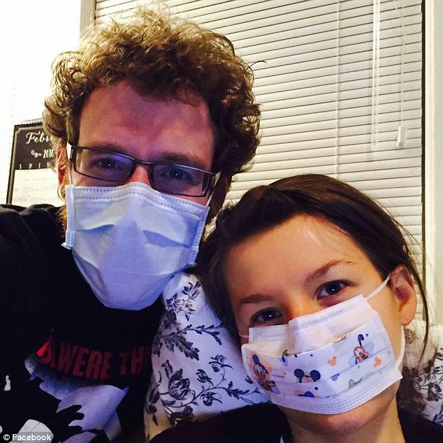 ΗΠΑ: 29χρονη από τη Μινεσότα είναι αλλεργική στα πάντα -Ακόμα και στον άνδρα της [εικόνες]  | iefimerida.gr 0