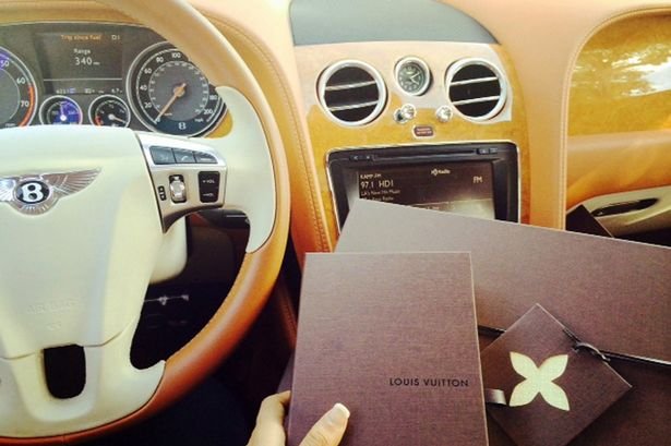 Η φοιτήτρια sugar baby που κάνει σχέση μόνο με γέρους και πολυ-εκατομμυριούχους [εικόνες] | iefimerida.gr 1