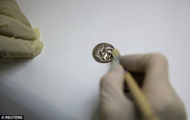 Αφόρητα σέξι για να παίζει ποδόσφαιρο η Αλεξ Μόργκαν [εικόνες] | iefimerida.gr 5